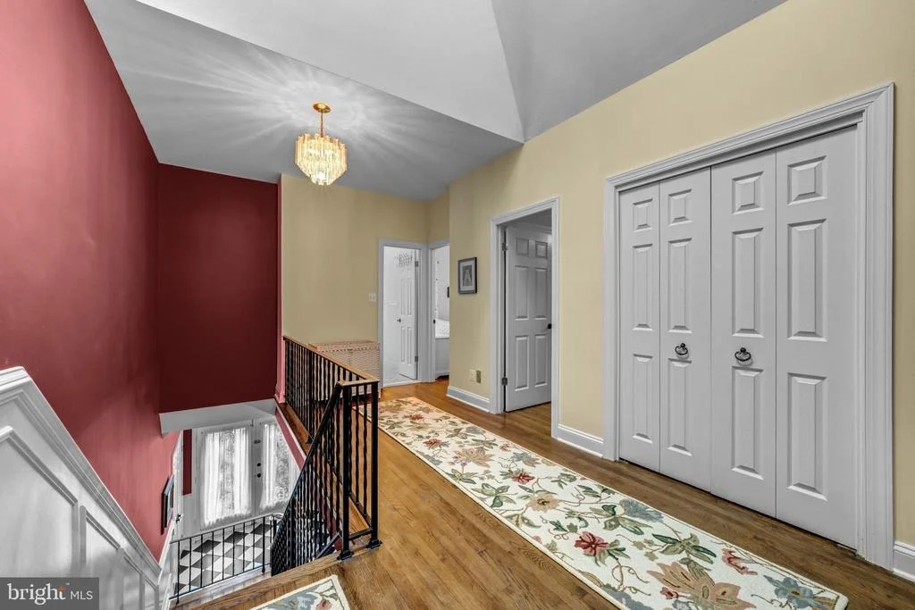 Photo of 1502 HIGHWOOD DRIVE