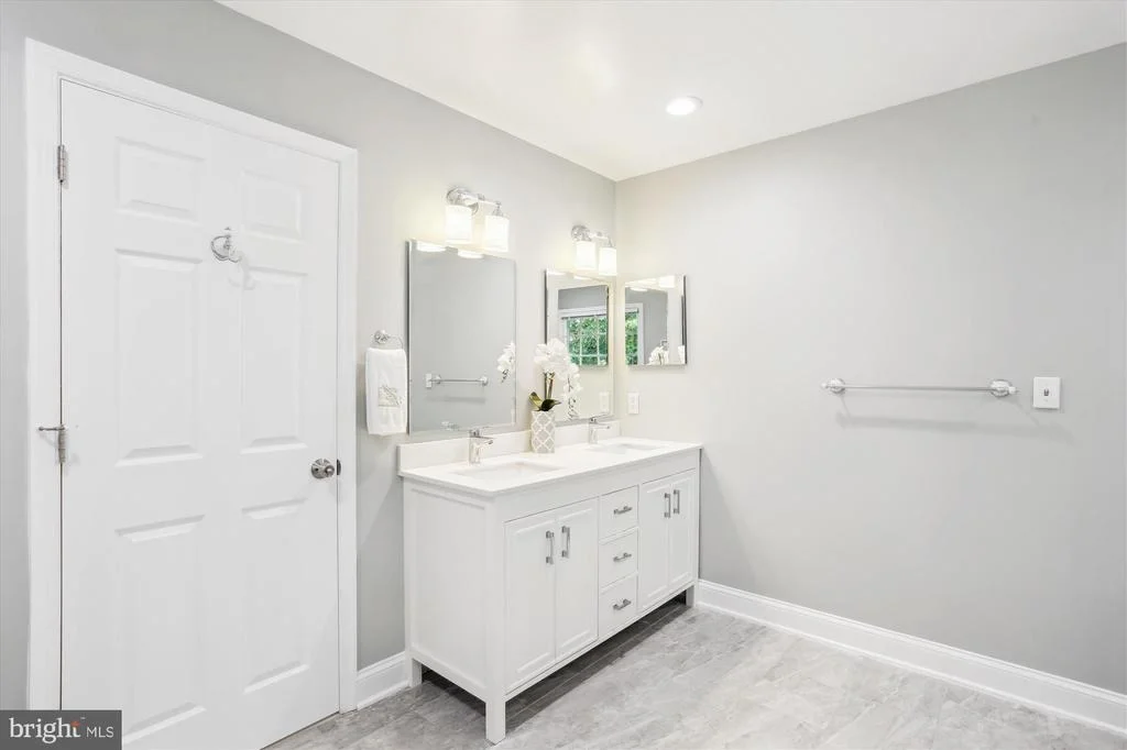 Photo of 22217 CREEKVIEW DRIVE
