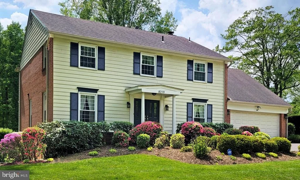 Photo of 8219 RIDING RIDGE PLACE