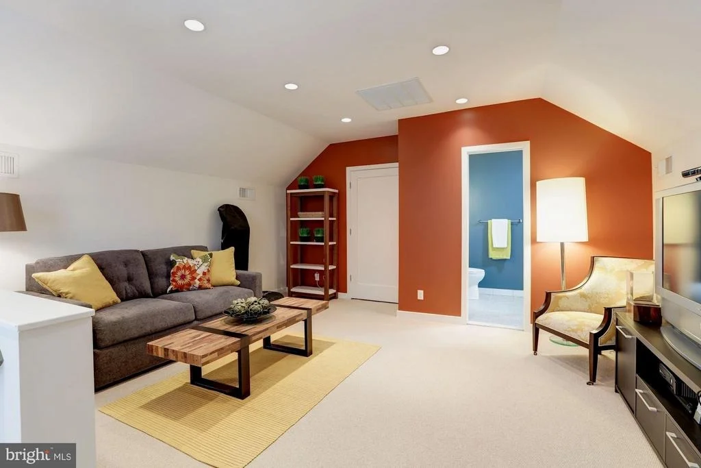 Photo of 5315 WILLARD AVENUE
