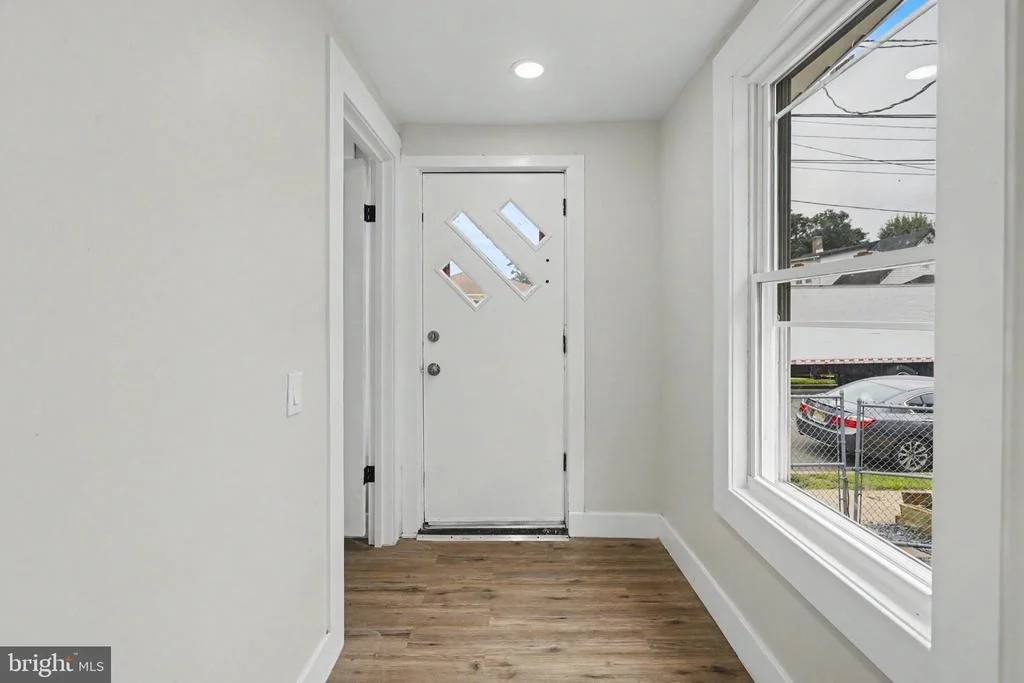 Photo of 131 HAZEL AVENUE