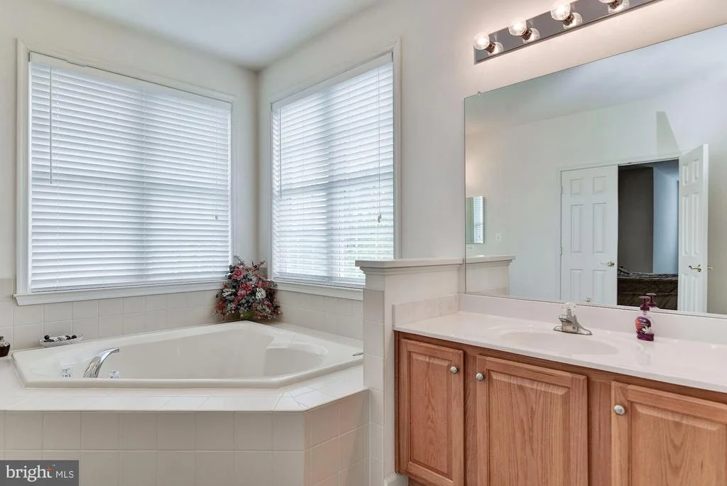 Photo of 1801 KINGS FOREST TRAIL