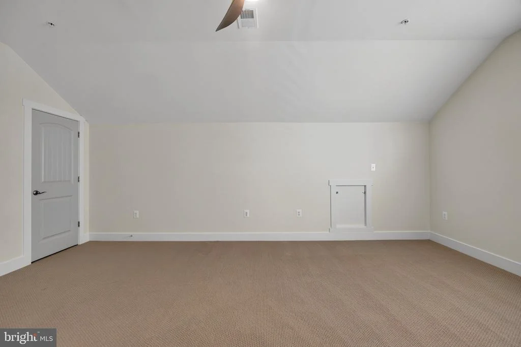 Photo of 136 NAUSET LANE