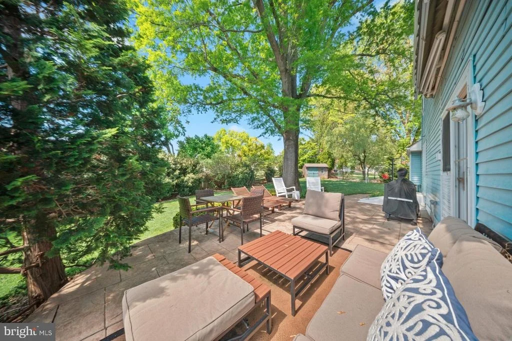 Photo of 24 POND VIEW DRIVE