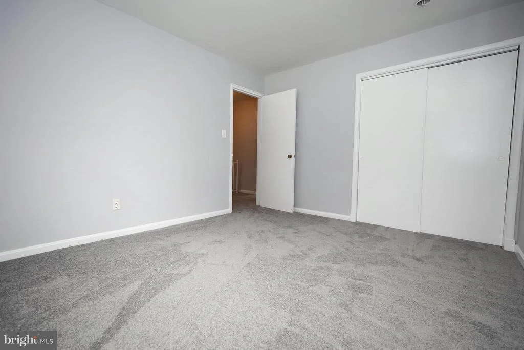Photo of 13105 HOLDRIDGE ROAD