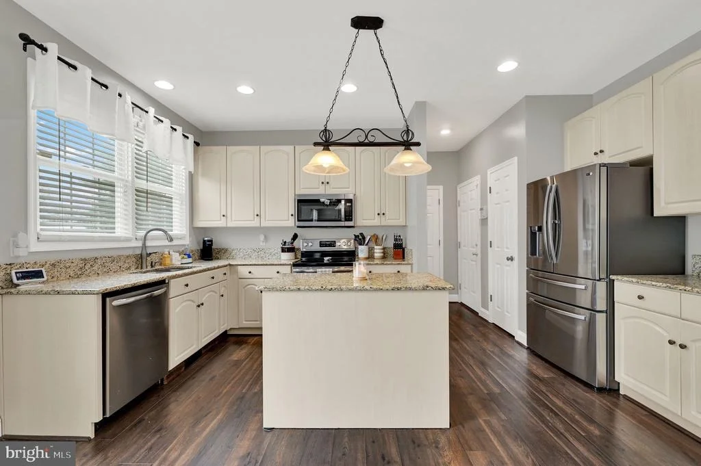 Photo of 46 STONE RIDGE DRIVE