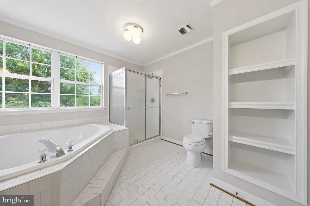 Photo of 6303 IVERSON TERRACE N