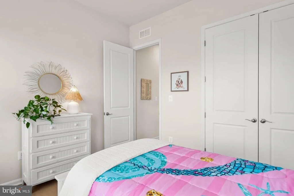 Photo of 23298 BOURBON CIRCLE