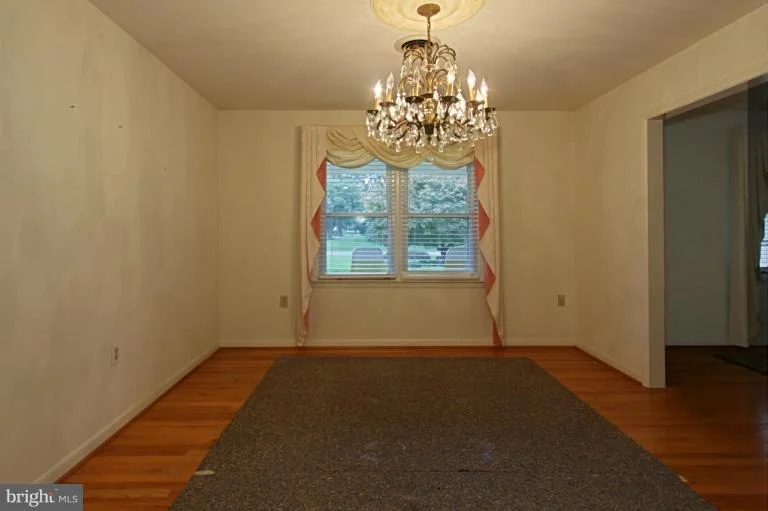 Photo of 8001 RUNNYMEADE DRIVE