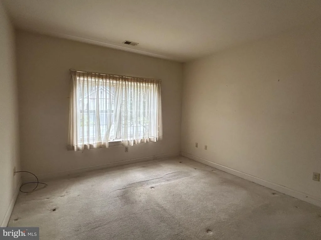 Photo of 18804 DOVER DRIVE