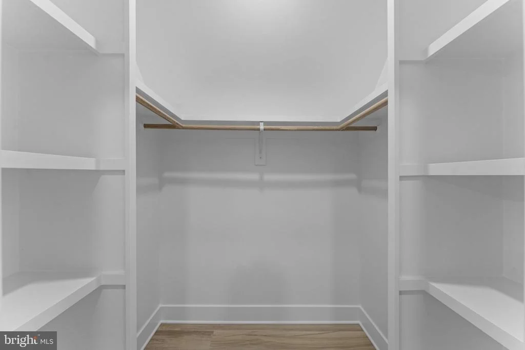 Photo of 305 WINE STREET