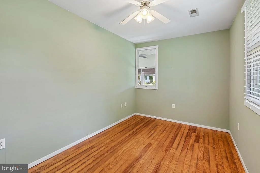 Photo of 302 LINDEN AVENUE