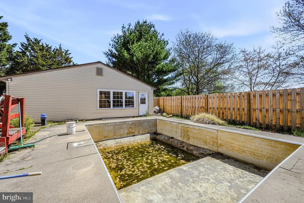 Photo of 12 LAURIE COURT