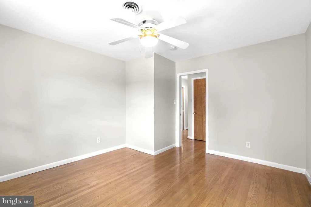 Photo of 18015 MUNCASTER ROAD
