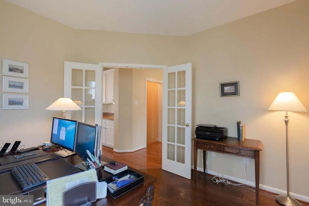 Photo of 10419 WHITE COURT