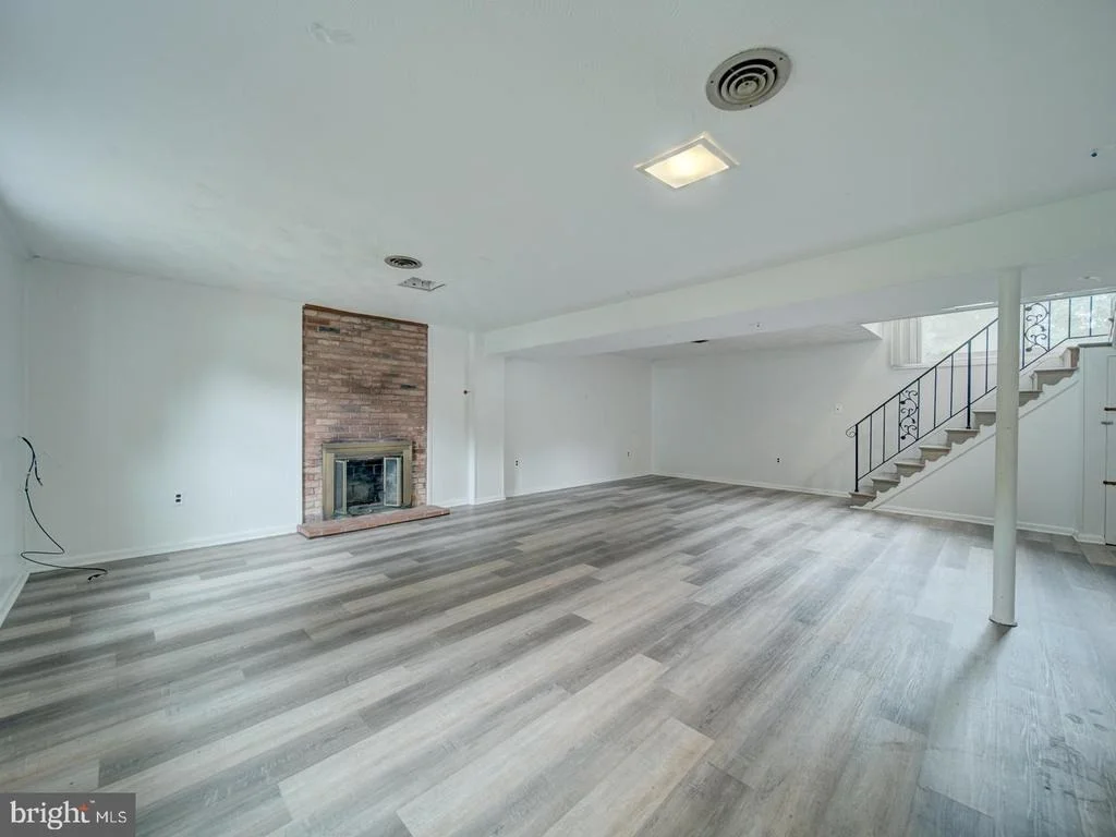 Photo of 4837 RANDOLPH DRIVE