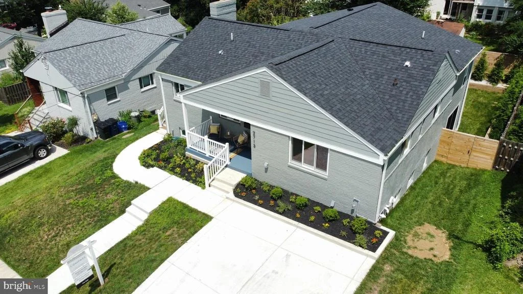 Photo of 2713 NAVARRE DRIVE