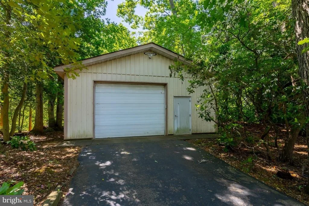 Photo of 73 COLONIAL TERR