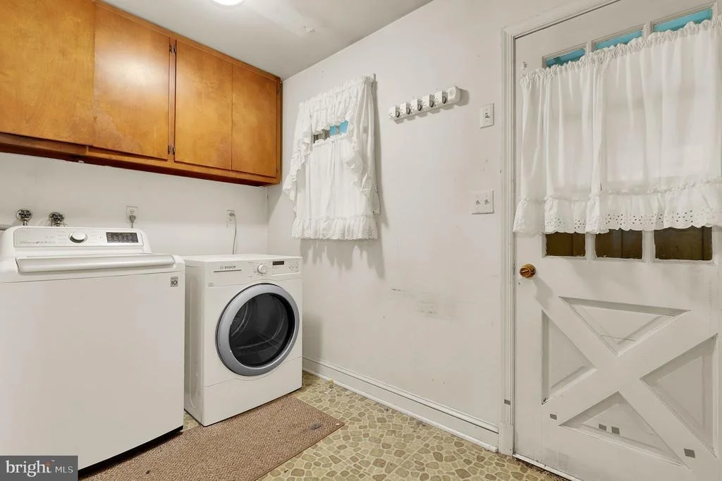 Photo of 1232 TAYLOR AVENUE