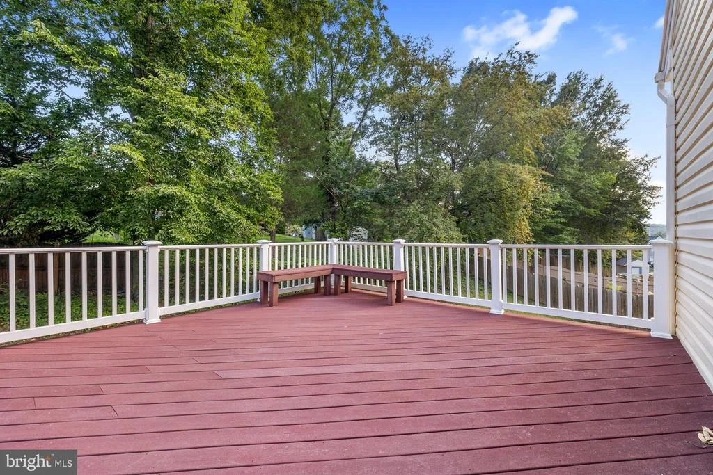 Photo of 17609 OVERLOOK ROAD