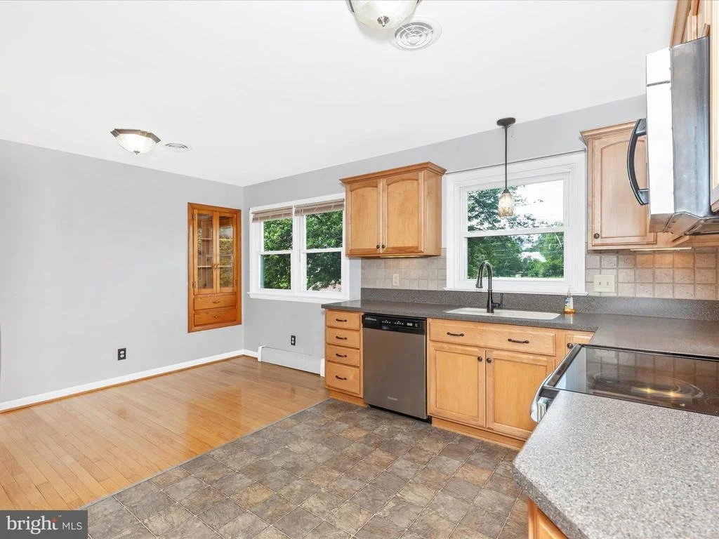 Photo of 22128 PIKESIDE DRIVE