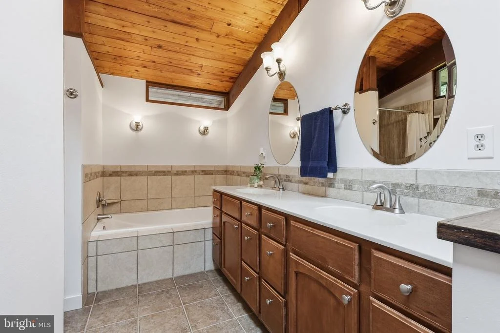 Photo of 6445 STEEPLE CHASE LANE