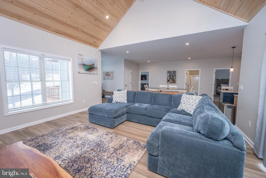 Photo of 448 BILTMORE VIEW
