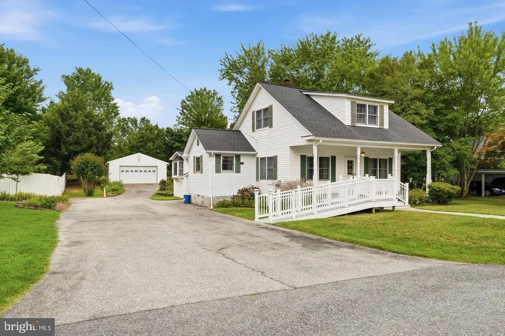 Photo of 305 PROSPECT STREET
