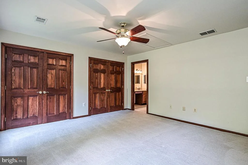 Photo of 5805 HALLOWING DRIVE