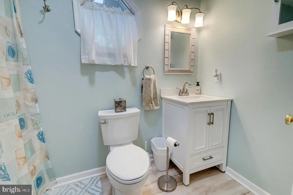 Photo of 13 COLUMBIA AVENUE