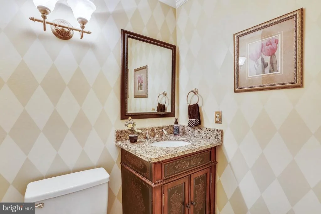 Photo of 9905 MAINSAIL DRIVE
