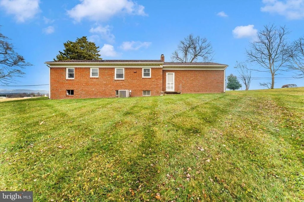 Photo of 6438 BROAD RUN ROAD