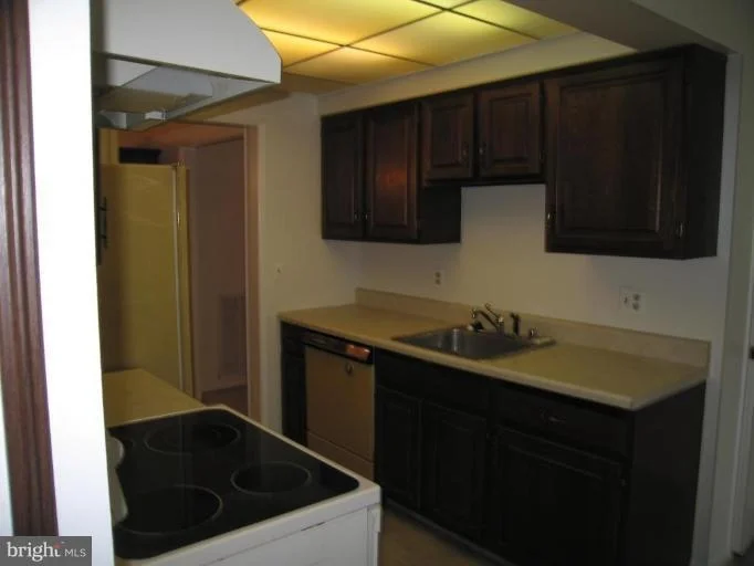 Photo of Unit 842F at 15310 PINE ORCHARD DRIVE