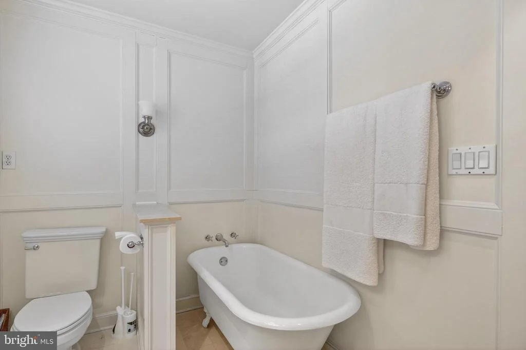 Photo of 2238 47TH STREET NW