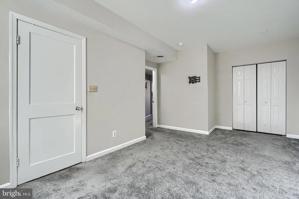 Photo of 10100 LEWIS DRIVE