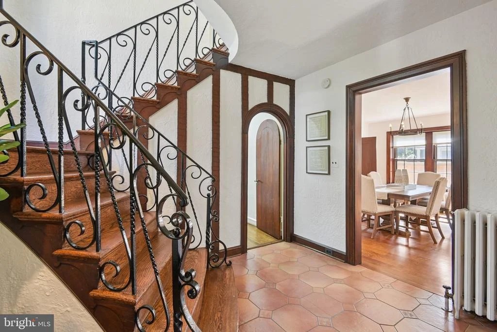 Photo of 105 SUMMERFIELD ROAD