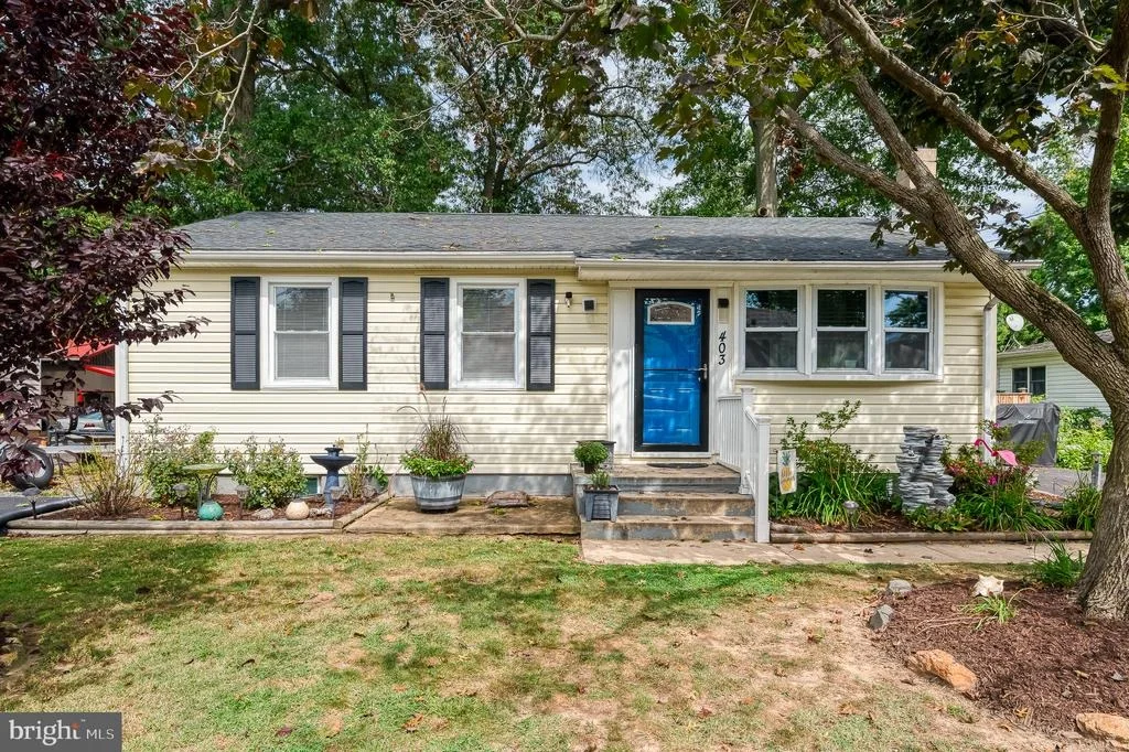Photo of 403 WEBB LANE