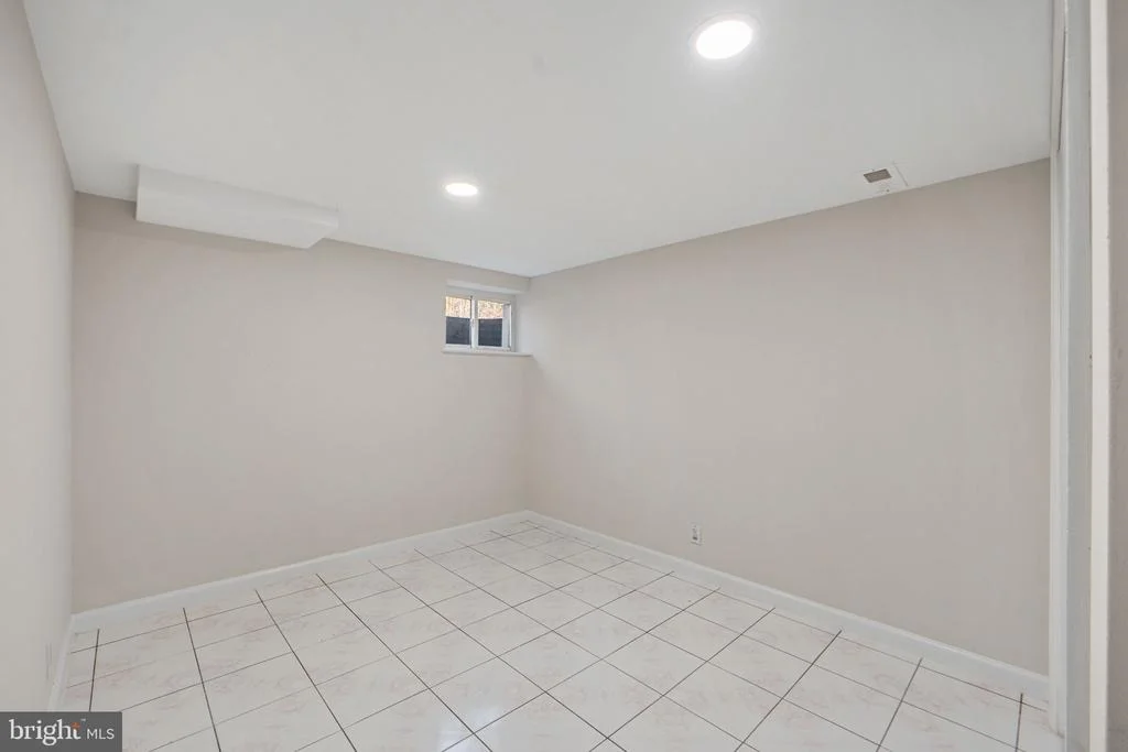 Photo of 1513 FLORA LANE