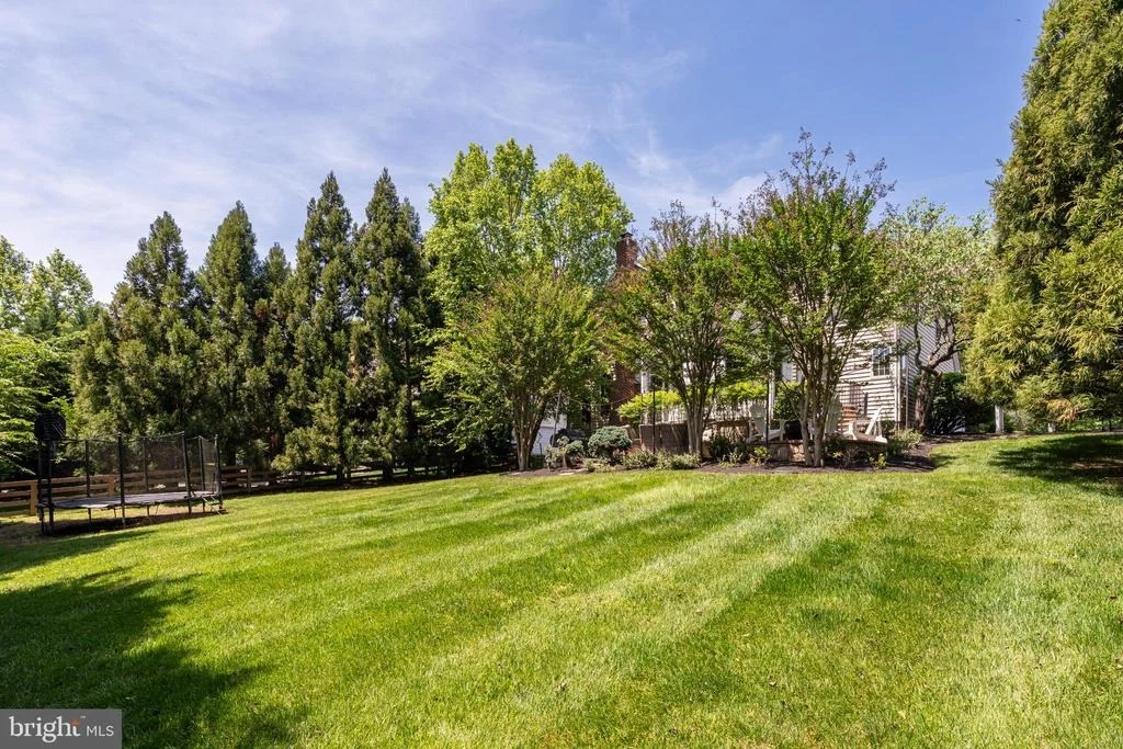 Photo of 24165 SPRING MEADOW CIRCLE