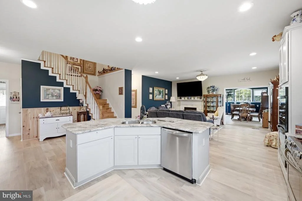 Photo of 9820 PRATTS DRIVE