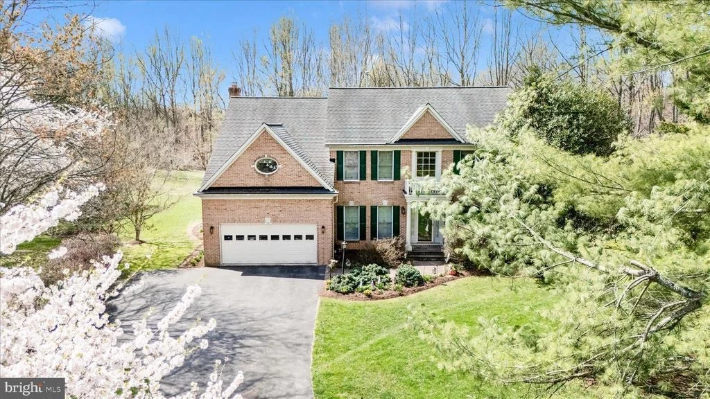 Photo of 19808 FALLING SPRING COURT