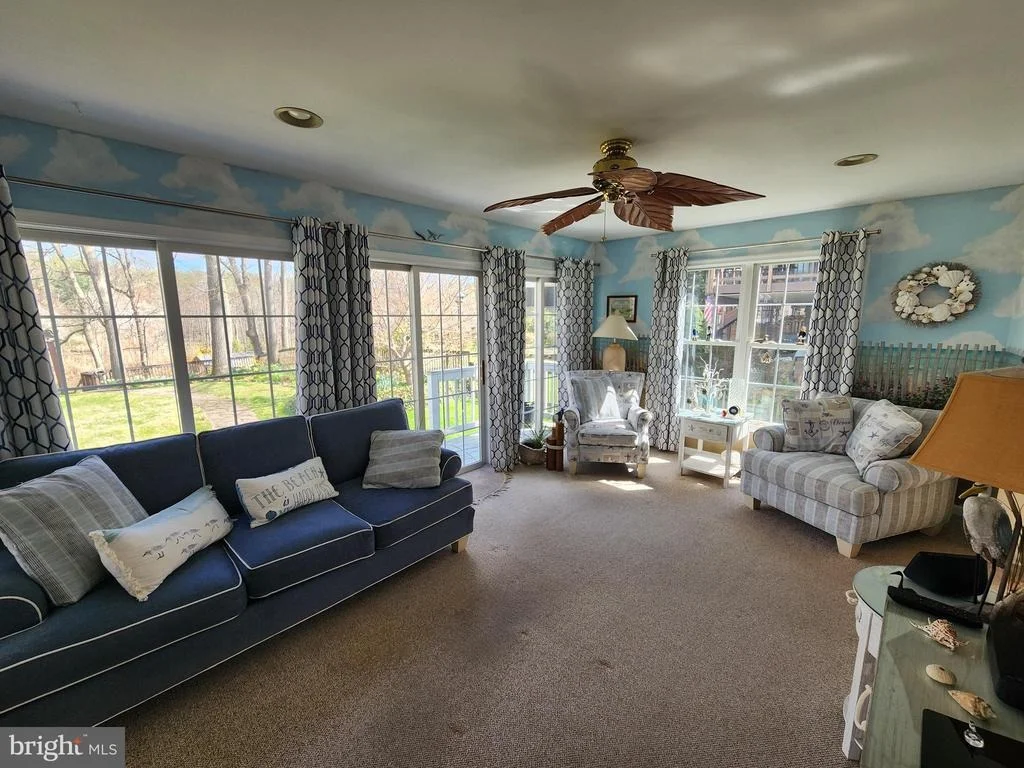 Photo of 215 GARNETT ROAD