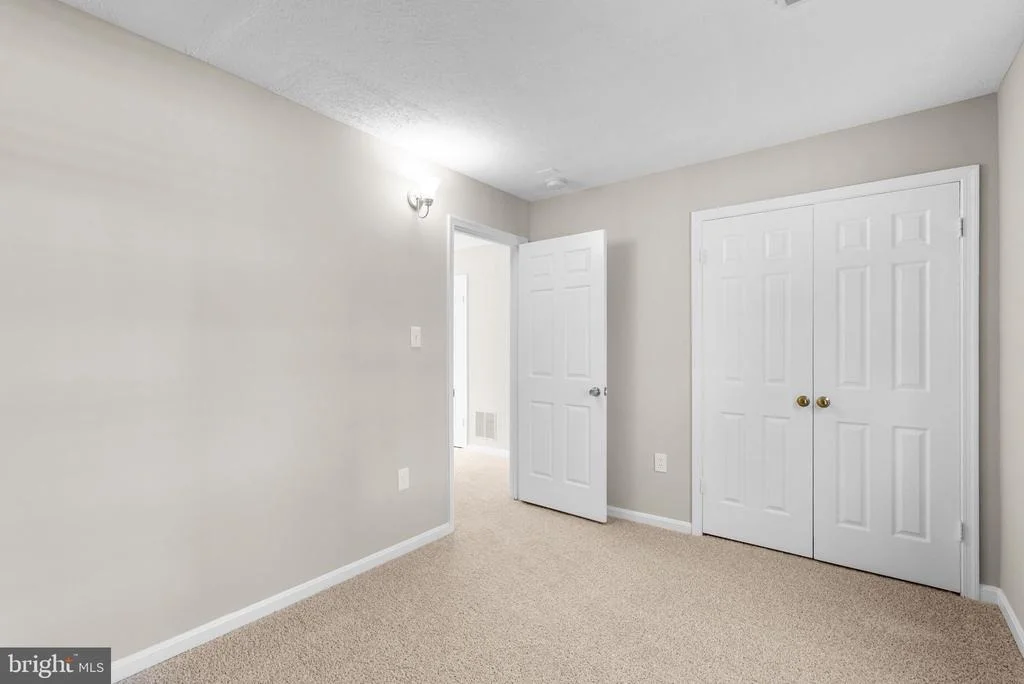Photo of 2613 BAINBRIDGE LANE