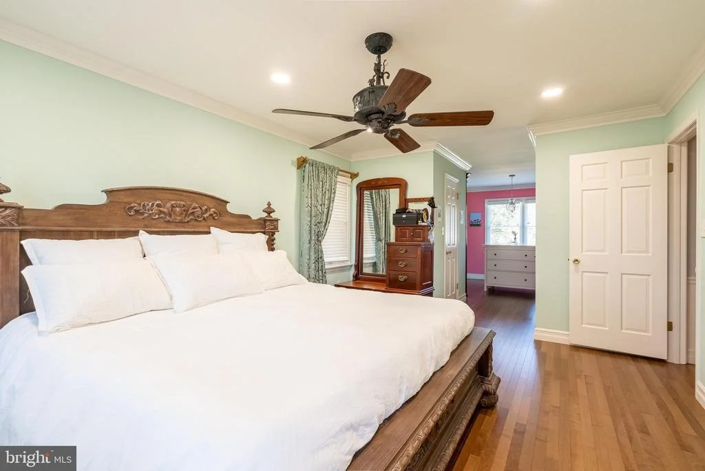 Photo of 4029 CRESCENT ROAD