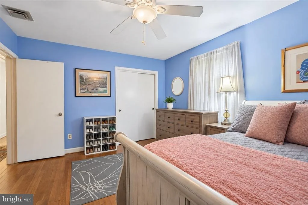 Photo of 1221 DULANEY VALLEY ROAD