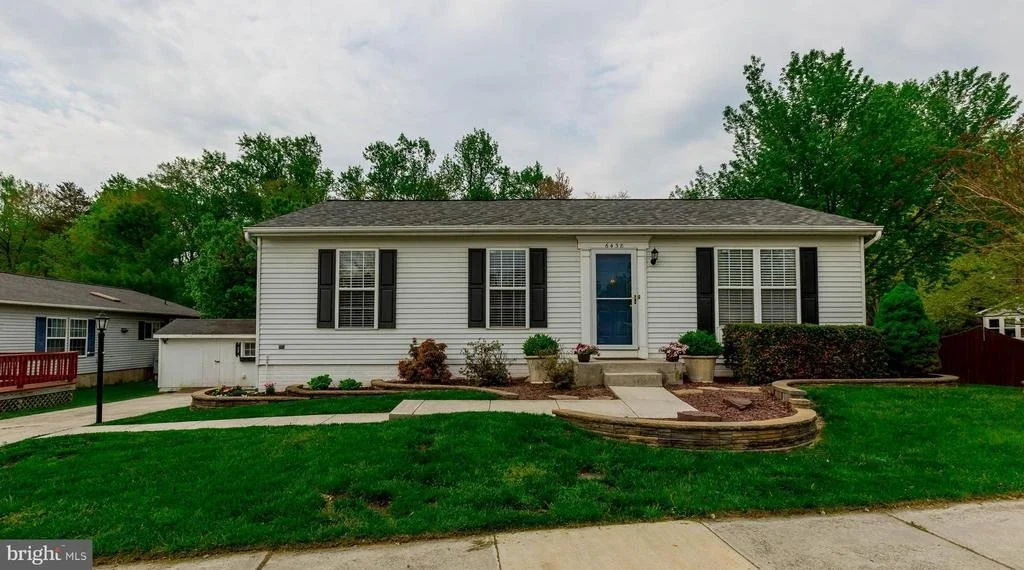 Photo of 6438 OLD HIGHGATE DRIVE