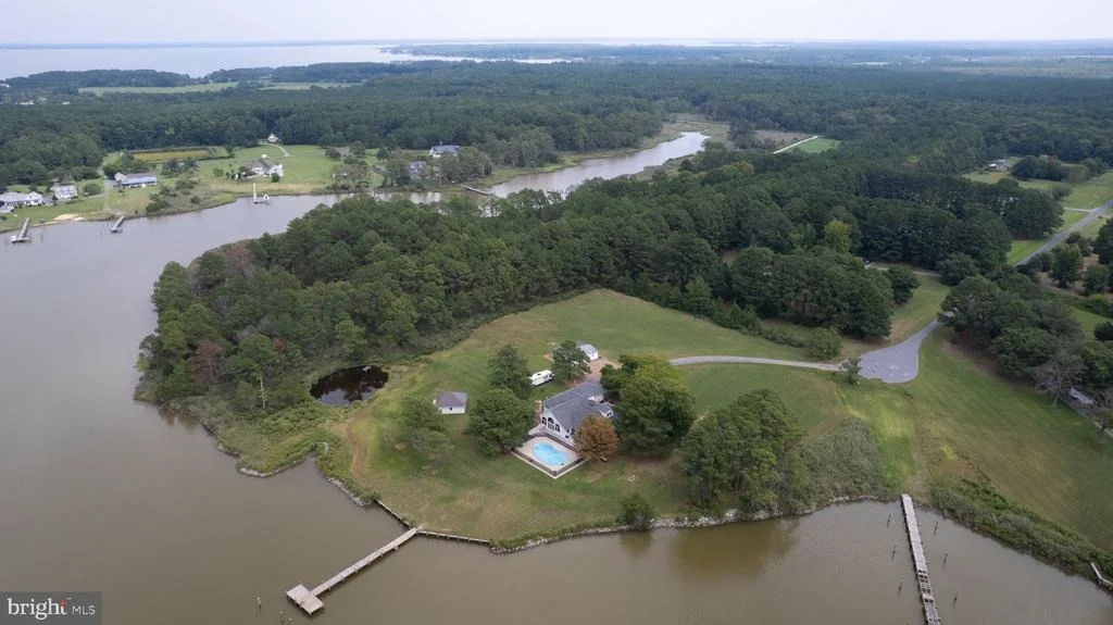 Photo of 1001 WAGNER POINT ROAD
