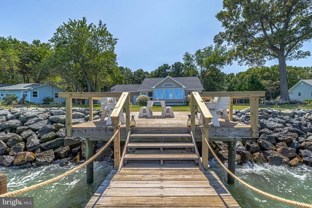 Photo of 976 BRAMMER DRIVE