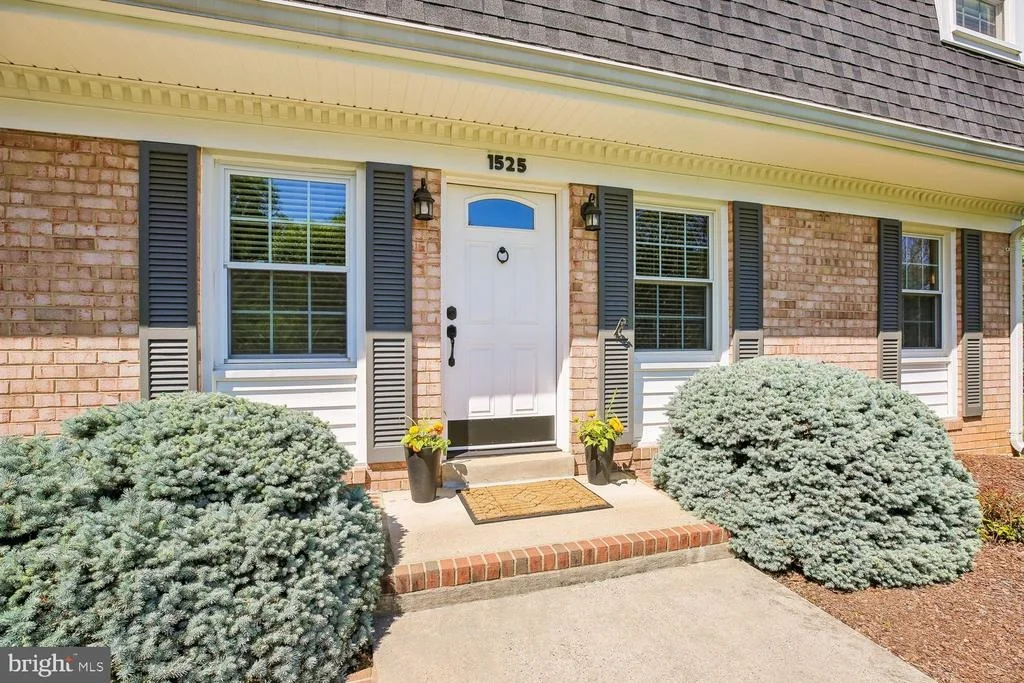 Photo of 1525 ARBOR VIEW ROAD