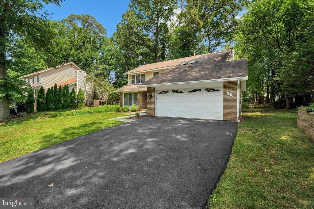 Photo of 11533 FLINTS GROVE LANE